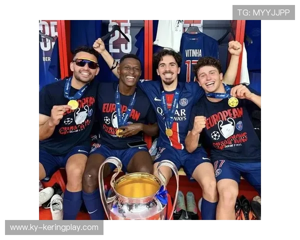 巴黎圣日耳曼三点进攻发威，闪电攻陷雷恩